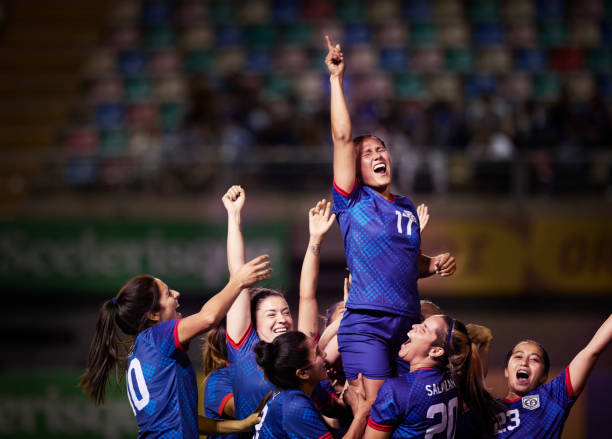 佩古拉在首 佩古拉在首