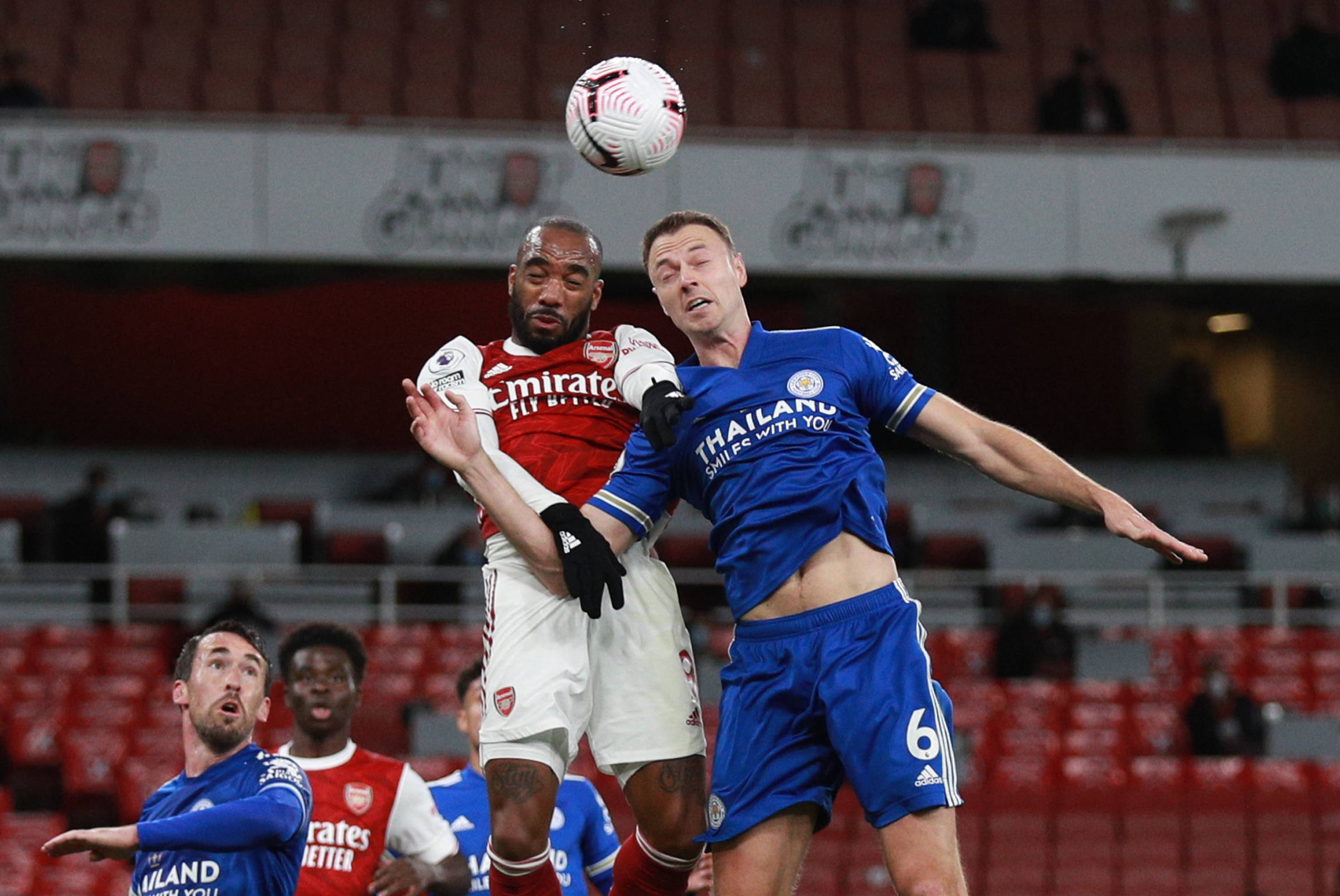 地避免了被 地避免了被